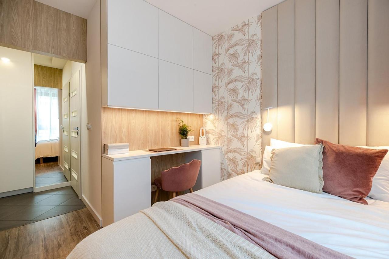 Studio Wola Apartament Kasprzaka - Wifi + Smart Tv Warszawa Eksteriør bilde
